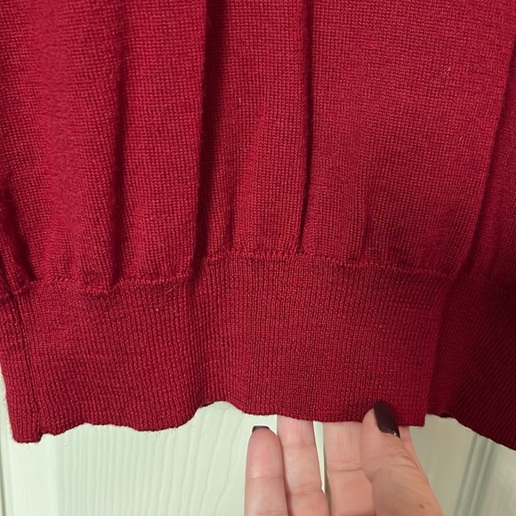 Burberry deep red Wool turtleneck with banded hem and sleeve - Picture 2 of 5